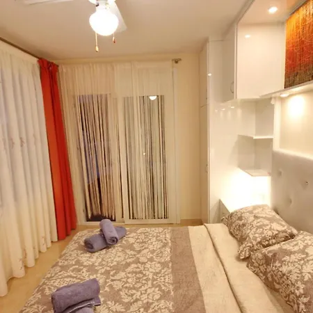 Luxury 